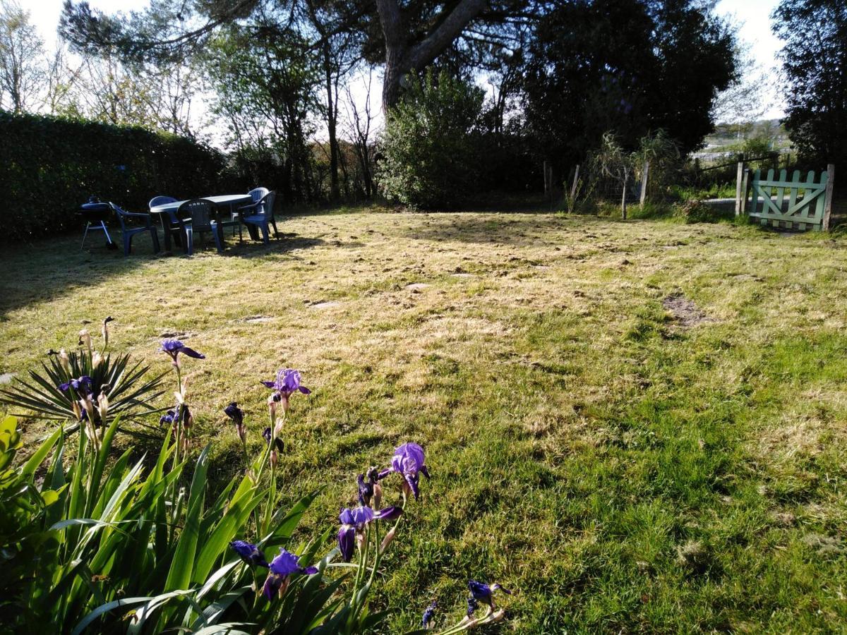 Gite Du Petit Gue Frossay Buitenkant foto